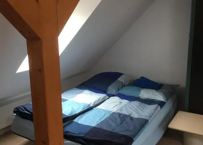 Apartment Gemuetliche Dachwohnung Nahe Kreuzberg Niederdorla